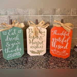 🆕 Decorative Fall Wooden Signs Set